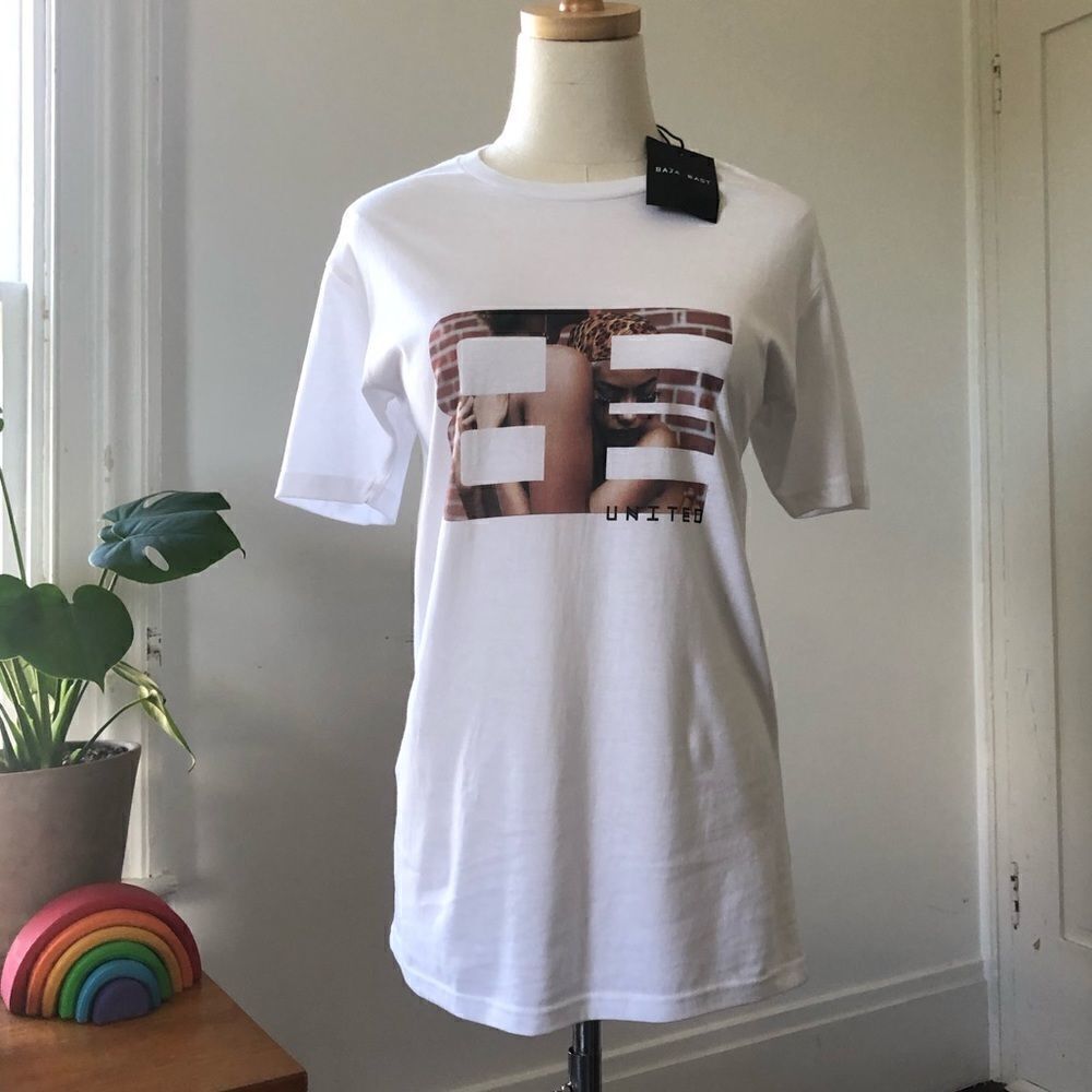 NEW ✨ Baja East Be United White Graphic Tee Small